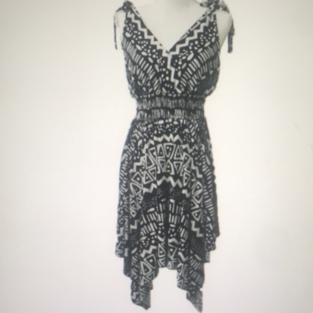 Black and White Patterned Women's Dress